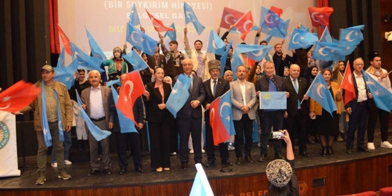 Doğu Türkistan Milli Gününü Andık, Belgeselimizin Galasını Yaptık